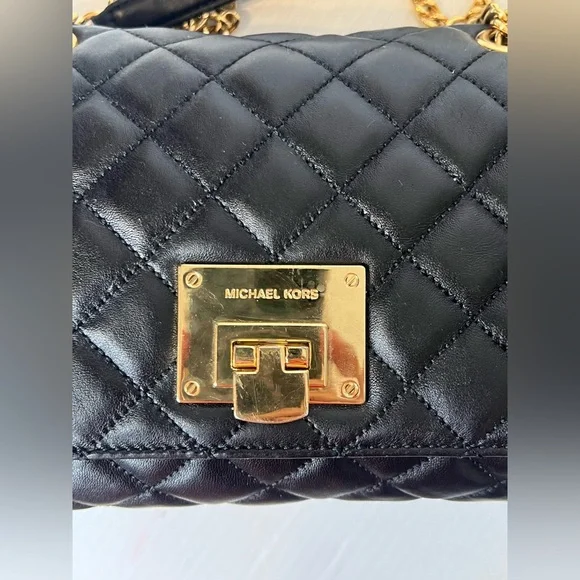 Michael Kors Vivianne Black Quilted Leather on chain Bag